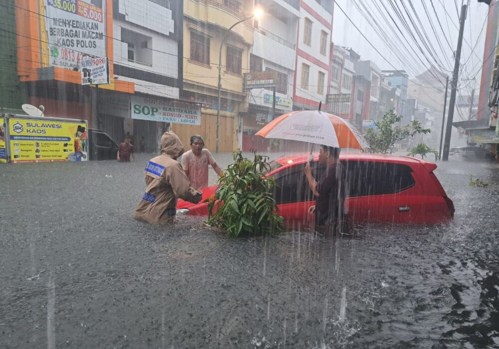 Widespread flooding in the city