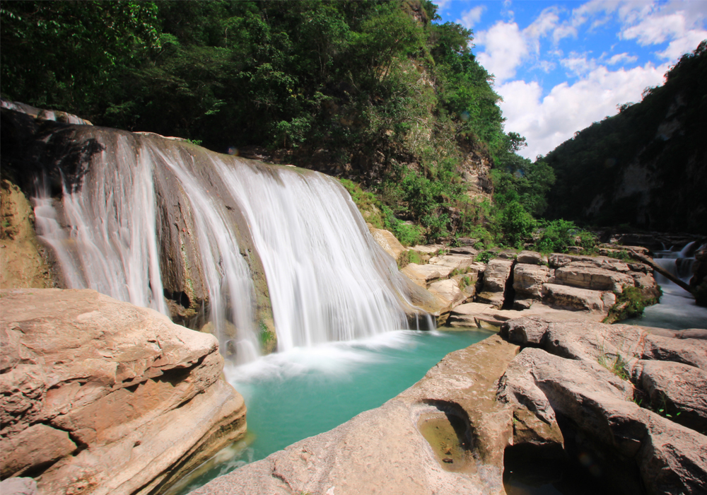 Tanggedu Waterfall Sumba