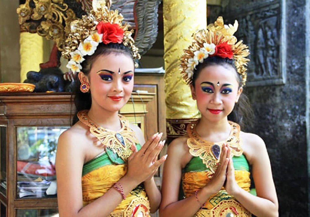 Indonesian Cultural Etiquette