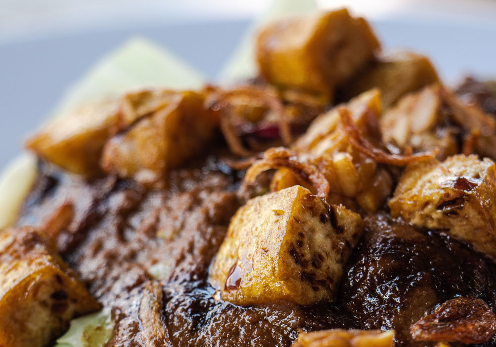 Traditional Indonesian Foods Foreigners Should Try